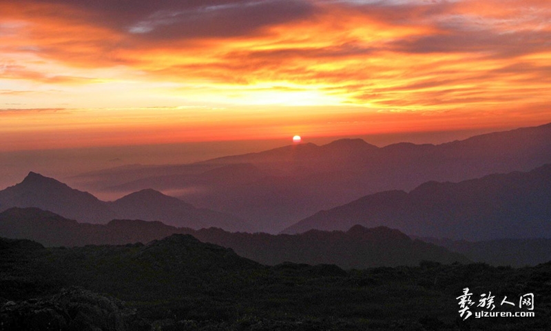 马鞍山日出 （哈土 摄）