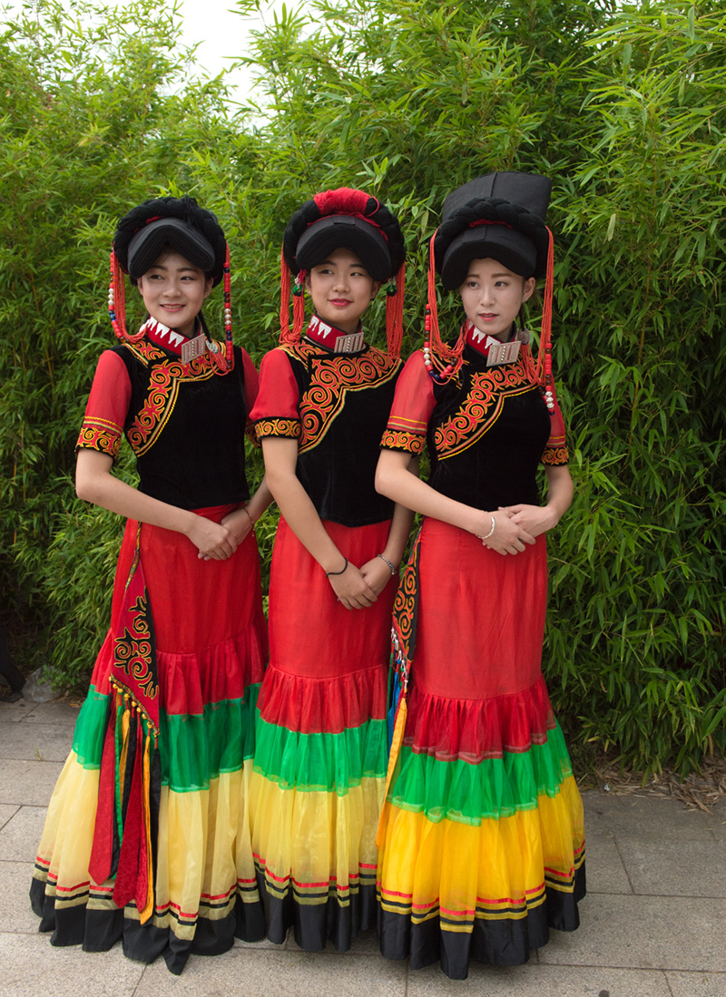 西昌市彝族舞台服饰 西昌市彝族舞台服饰