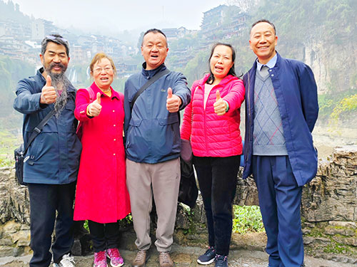 普显宏:张家界(组诗)